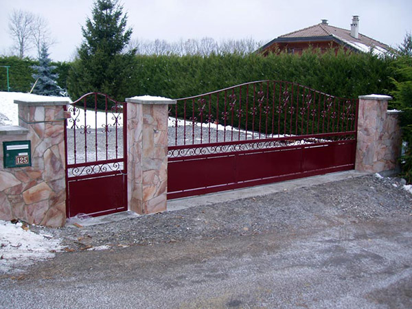 Metalinov portails métalliques Haute-Savoie